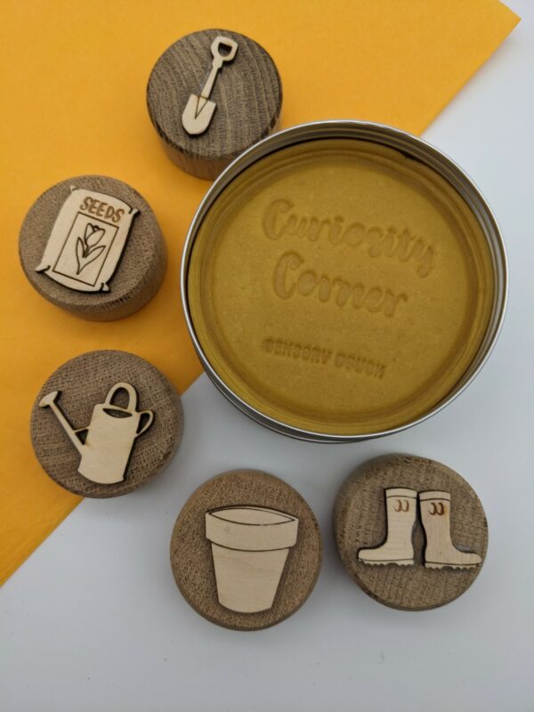 Little Ones: garden wooden stampers