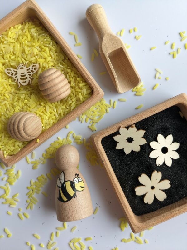 Little Ones: buzzy bee sensory kit