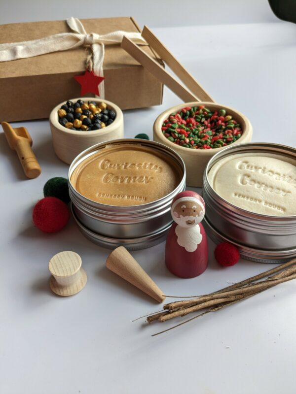 Little Ones: ultimate festive play kit